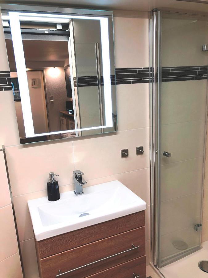 Ferienwohnung Apartment Dettum Mit Eigenem Bad, Kochnische Und Wintergarten Экстерьер фото