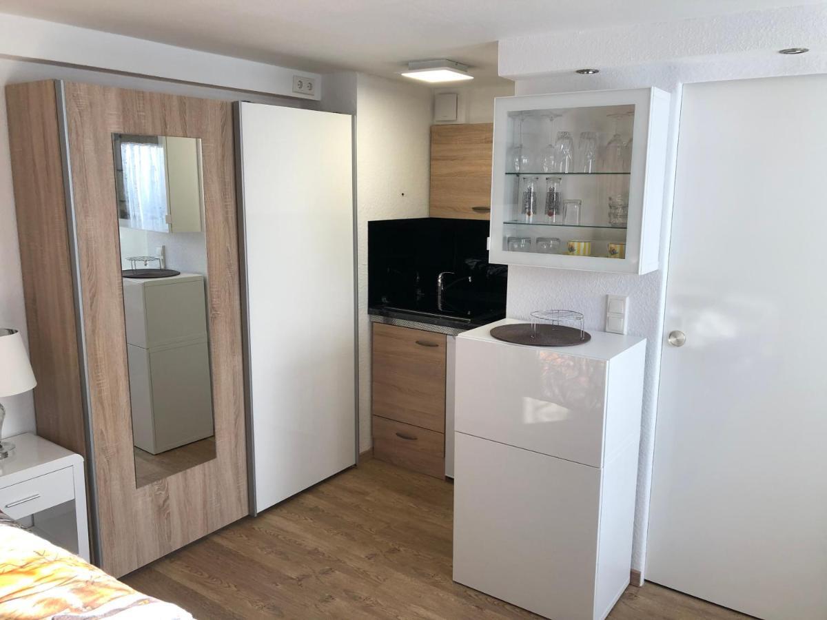 Ferienwohnung Apartment Dettum Mit Eigenem Bad, Kochnische Und Wintergarten Экстерьер фото